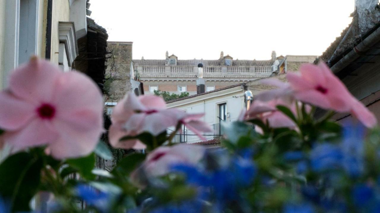 Lo Studio Di Andrea Bed and Breakfast Caserta Exterior foto